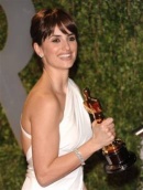 Mejor actriz de Reparto: Penélope Cruz por "Vicky Cristina Barcelona"